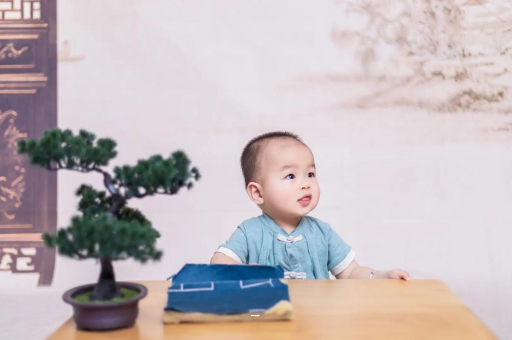 代怀选性别包生男孩孕妇几个月有反应